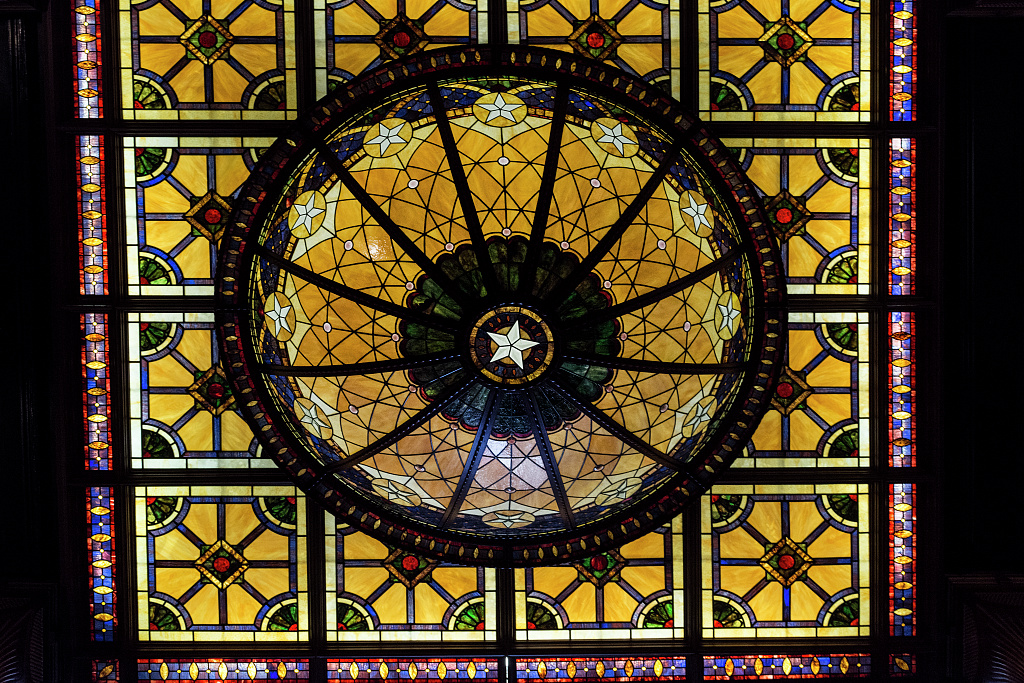 The Driskill Hotel’s ornate interior skylight in Austin, photographed by Carol M. Highsmith on April 19, 2014. Library of Congress, LC-DIG-highsm-28296.